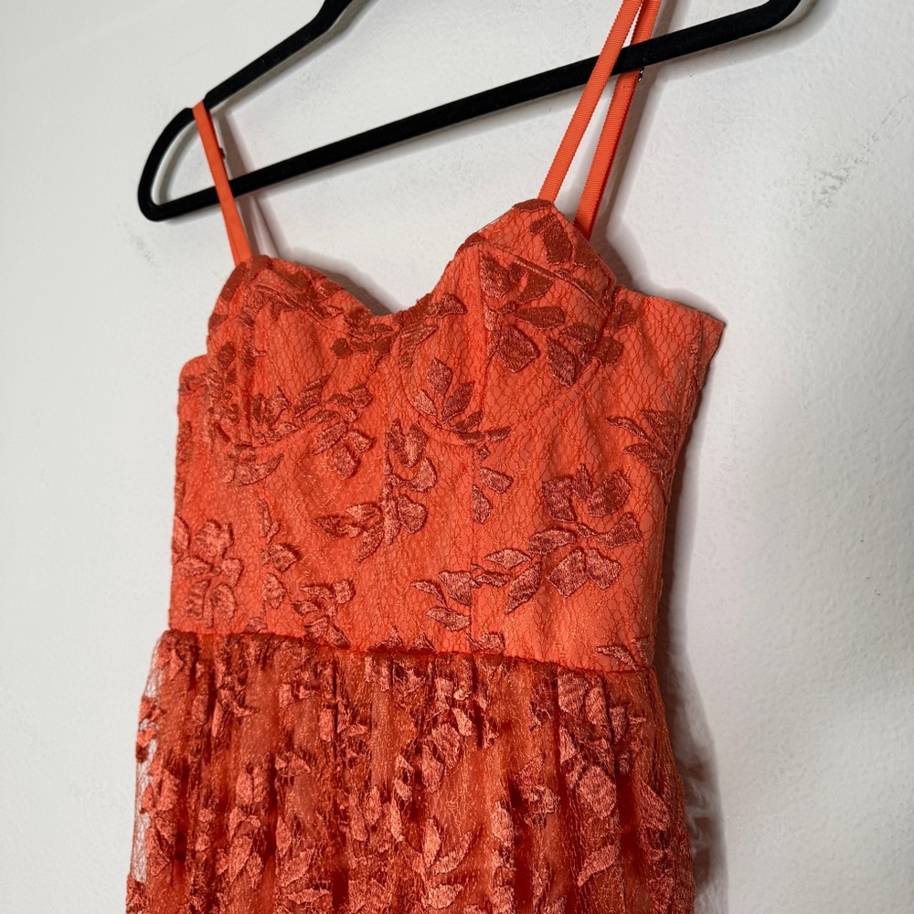 Alice + Olivia Tyler Orange Floral Lace Bustier Sweetheart Midi Dress Size 4 - Picture 2 of 6